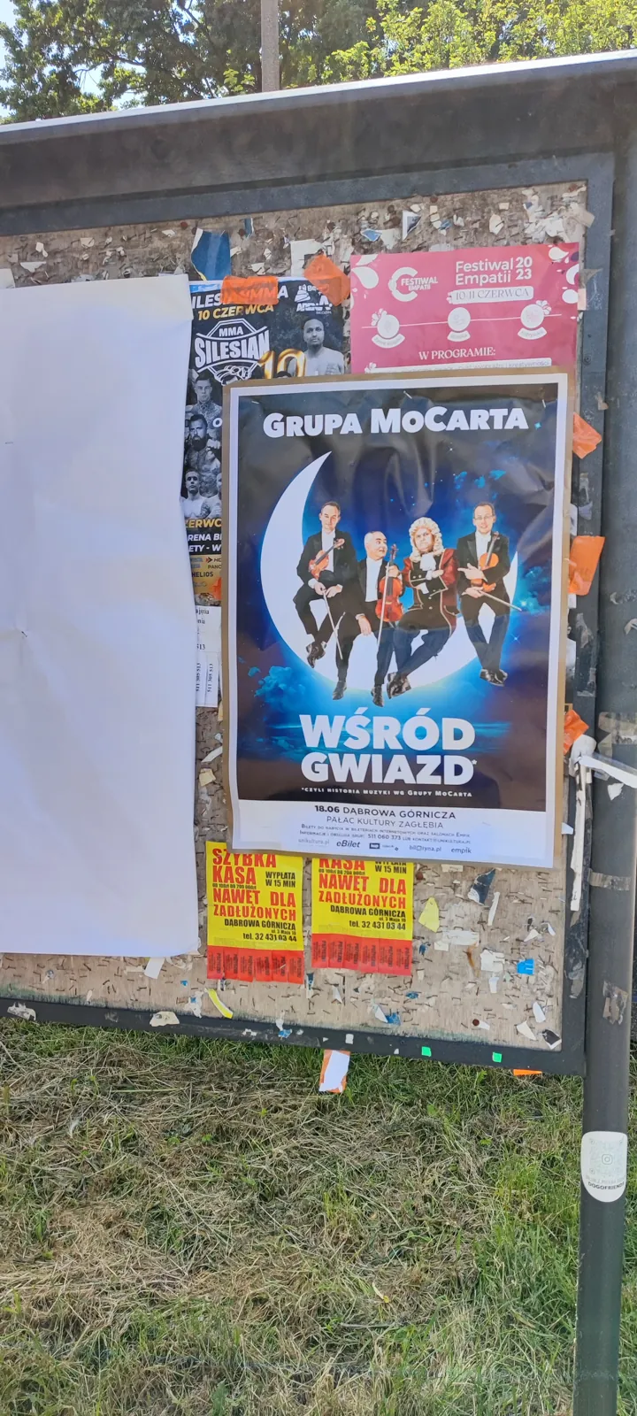 Plakatowanie Dąbrowa Górnicza - realizacja: Koncert Grupa MoCarta 'Wsrod Gwiazd'