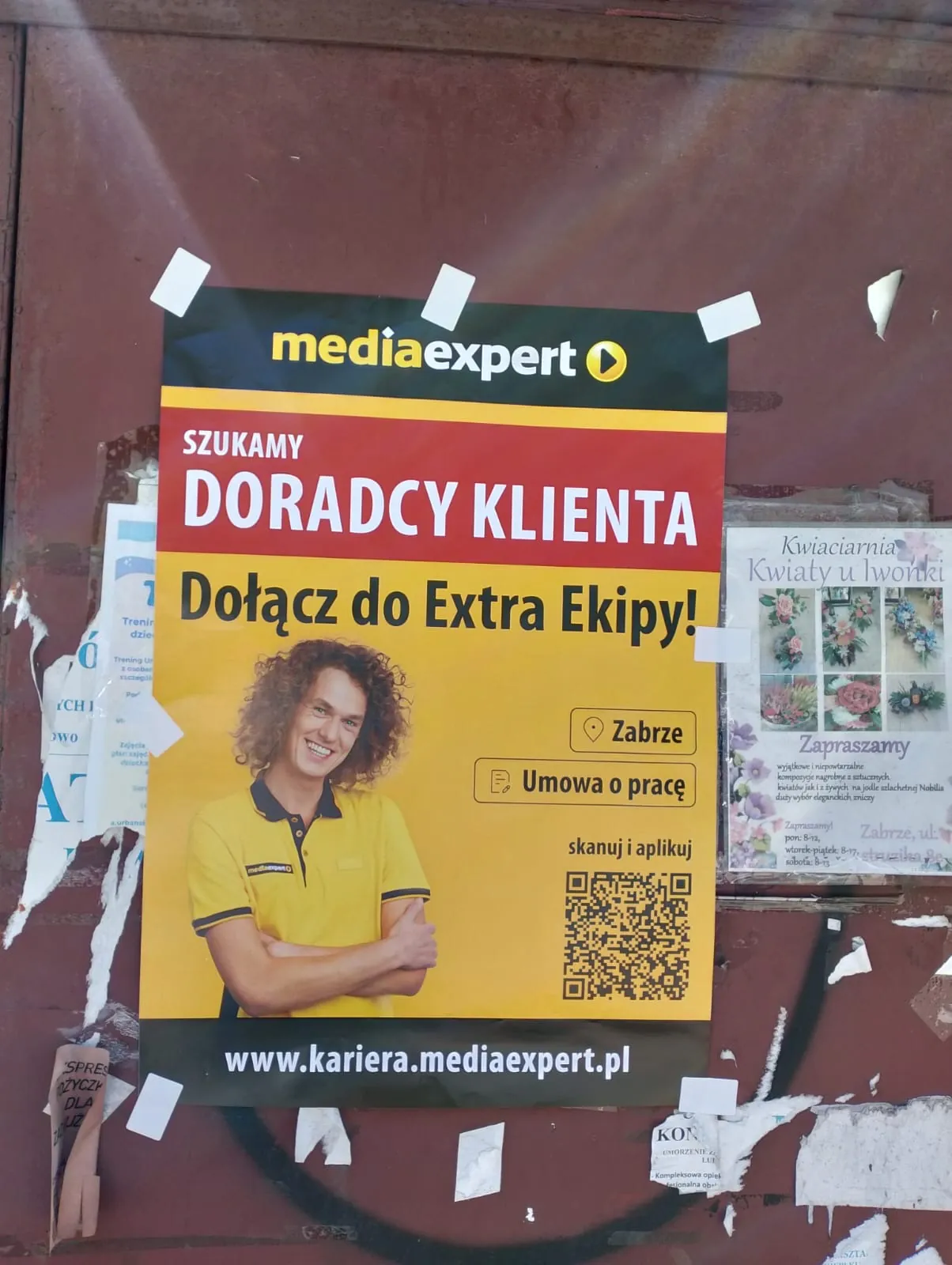 Plakatowanie Zielona Góra - realizacja: Media Expert - rekrutacja 'Dolacz do Extra Ekipy'